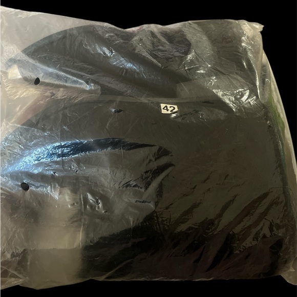 Women's Black Faux Fur Boots - Picture 2 of 4